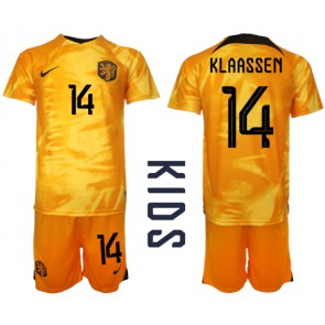 Nederländerna Davy Klaassen #14 Hemmaställ Barn VM 2022 Kortärmad (+ Korta byxor)
